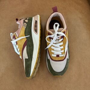 Hoff colorful chunky sneaker